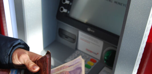 Pożyczanie pieniędzy jest potrzebne