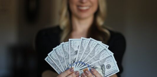 Ile zarabia się w Amway?