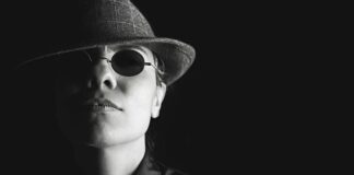 Kto prowadzi nadzór nad bezpieczeństwem żywności produkcji w zakładzie mleczarskim?